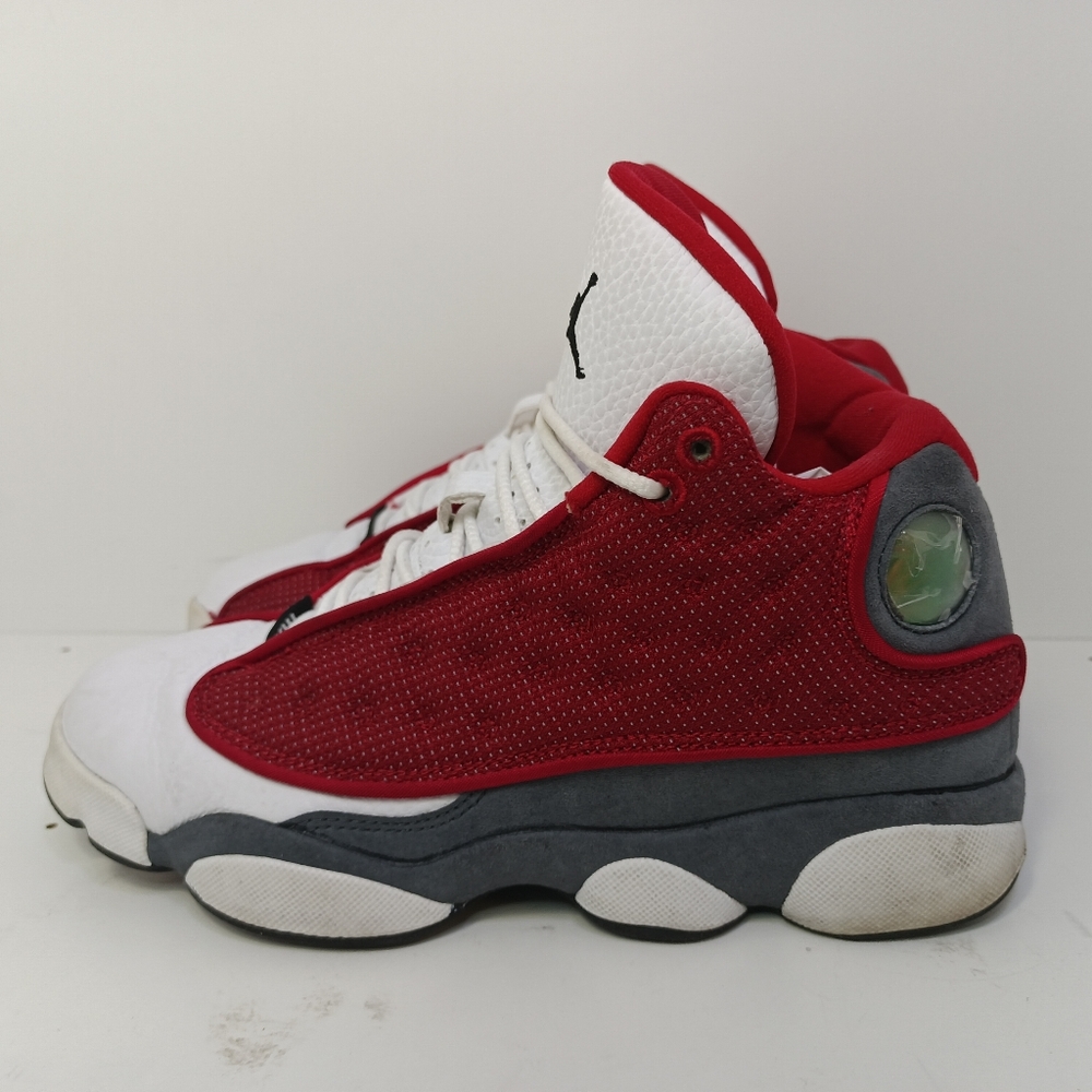 Jordan 13 Red Flint. Size 5Y unisex  kids shoes